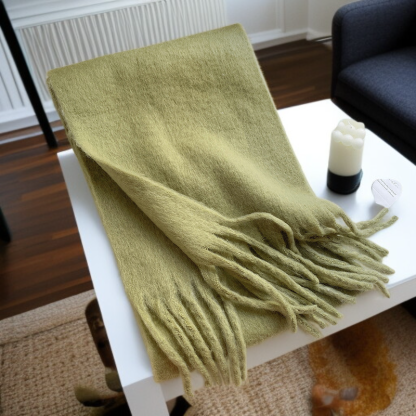 冬のモノクロの豪華な厚手の快適なスタイルの暖かいスカーフ