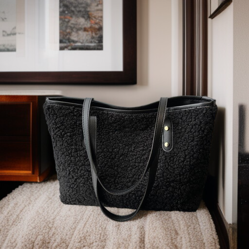 シンプルなトートバッグ