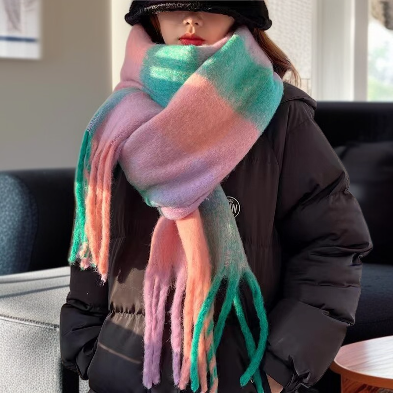 冬のモノクロの豪華な厚手の快適なスタイルの暖かいスカーフ