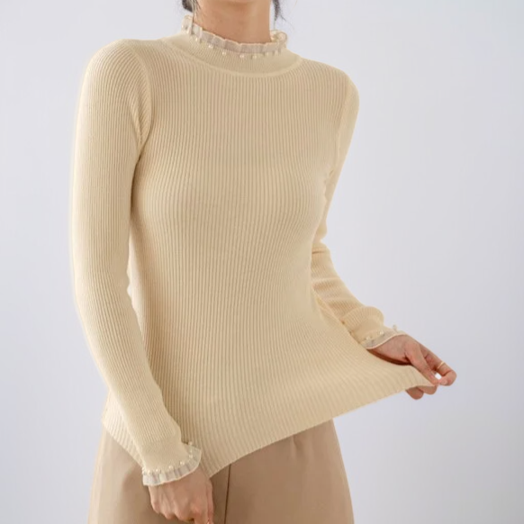 ハイネックインナーニットセーター