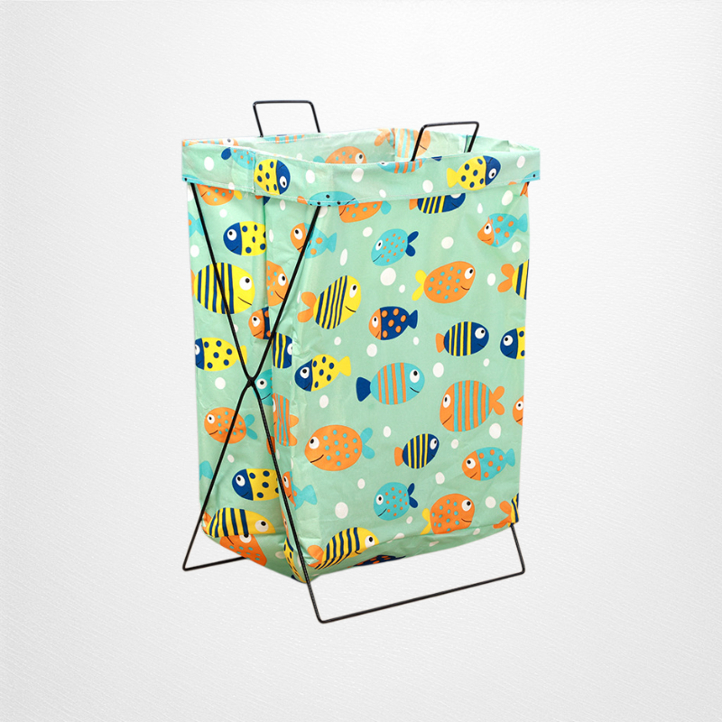 折りたたみ式金属製ランドリーバスケット