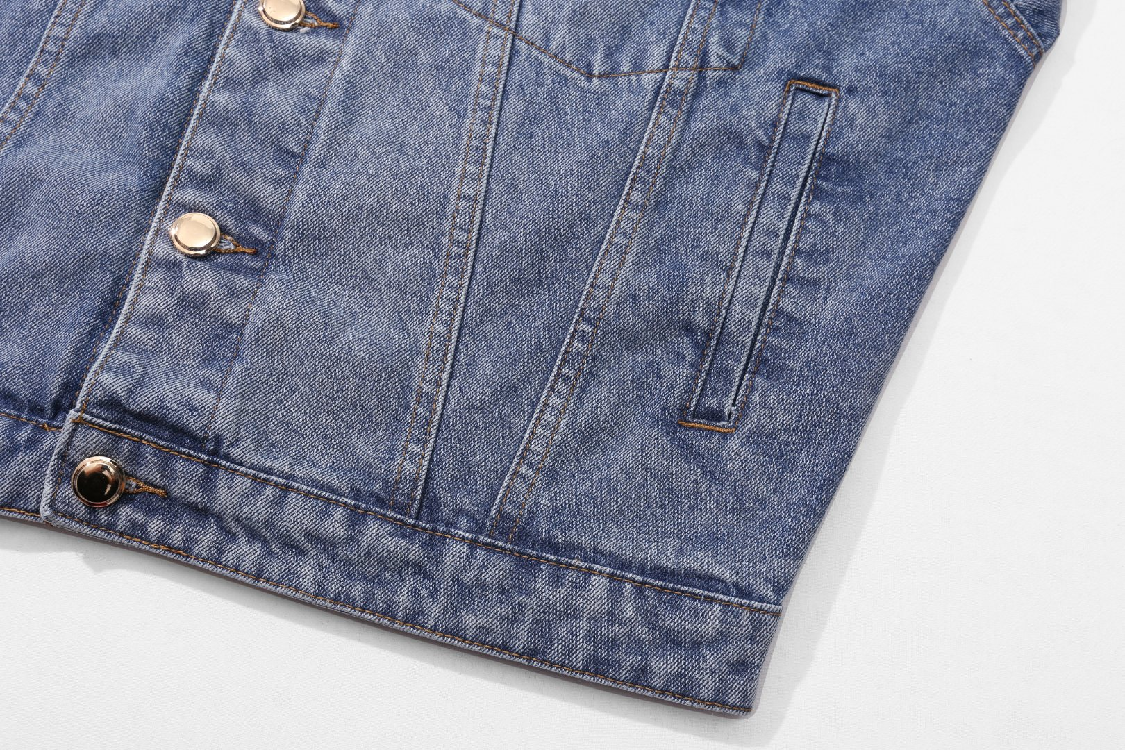 【Miumiu 公式旗艦店】ミュウミュウ  ジャケット パーカー  ご好評に付き再入荷！241216