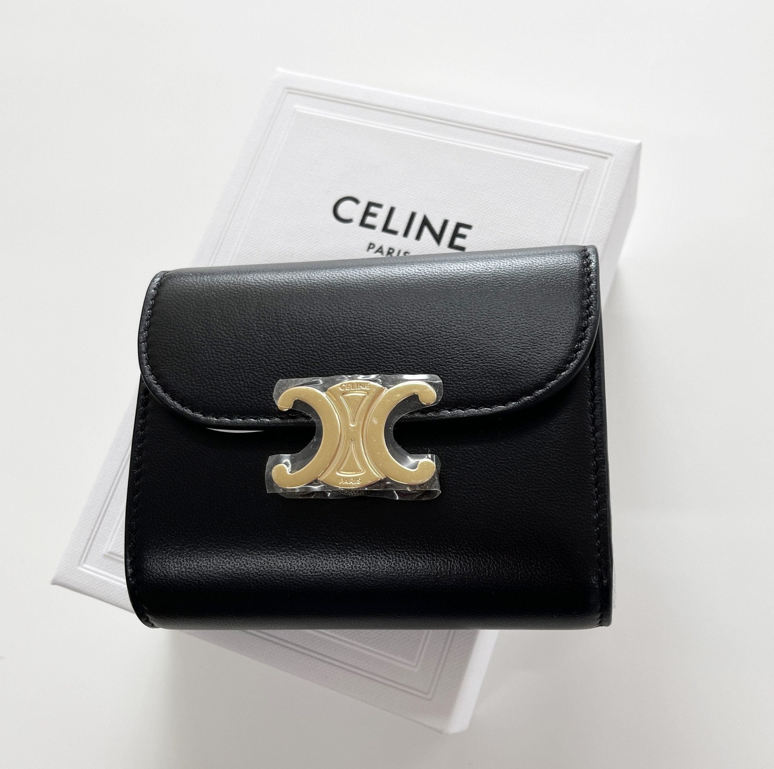 【2026】【CELINE】セリーヌ スモール フラップウォレット 10.5 X 9 CM ウォレット 財布