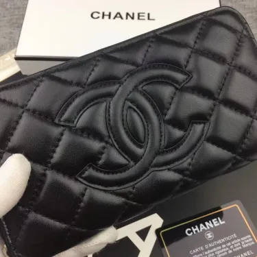 【2026】【CHANEL】シャネル 人気の新作バカ売れ商品菱形チェック柄の刺しゅう入りバラ財布 19.5*10.5cm