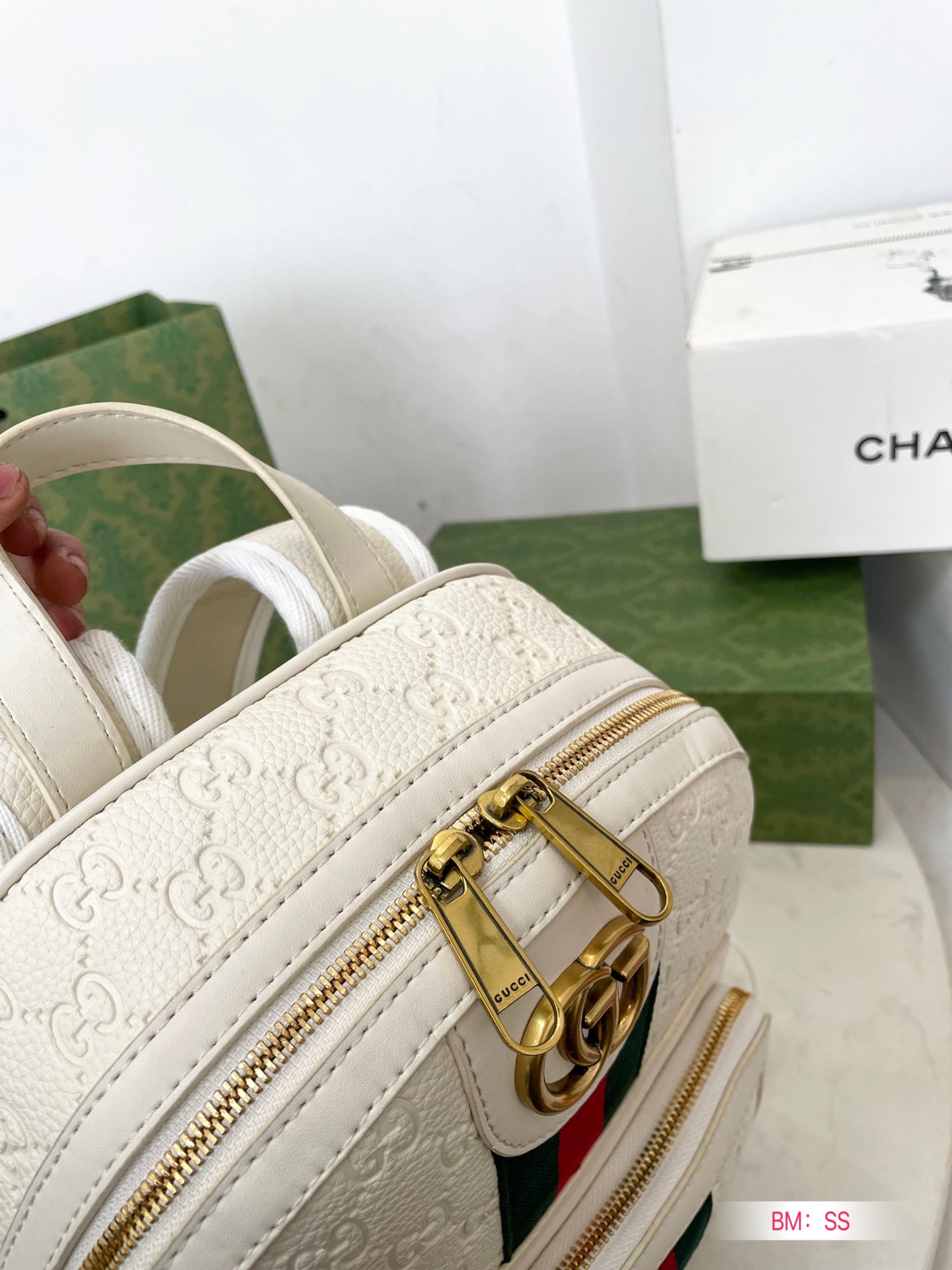 【2026】【GUCCI 公式旗艦店】グッチ  リュックサック 当日出荷 好評に付き再入荷！23*32CM