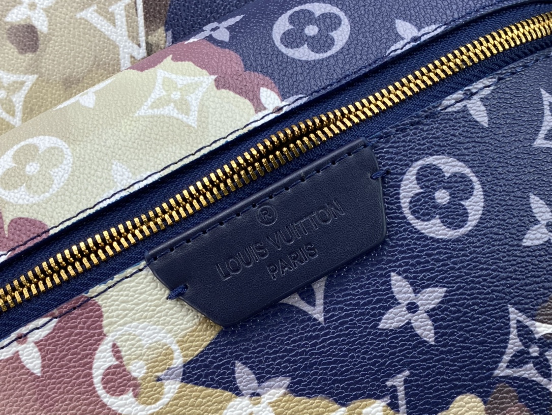 【2026】【LOUIS VUITTON 公式旗艦店】ルイヴィトン  リュックサック当日出荷 好評に付き再入荷！29*38*20CM