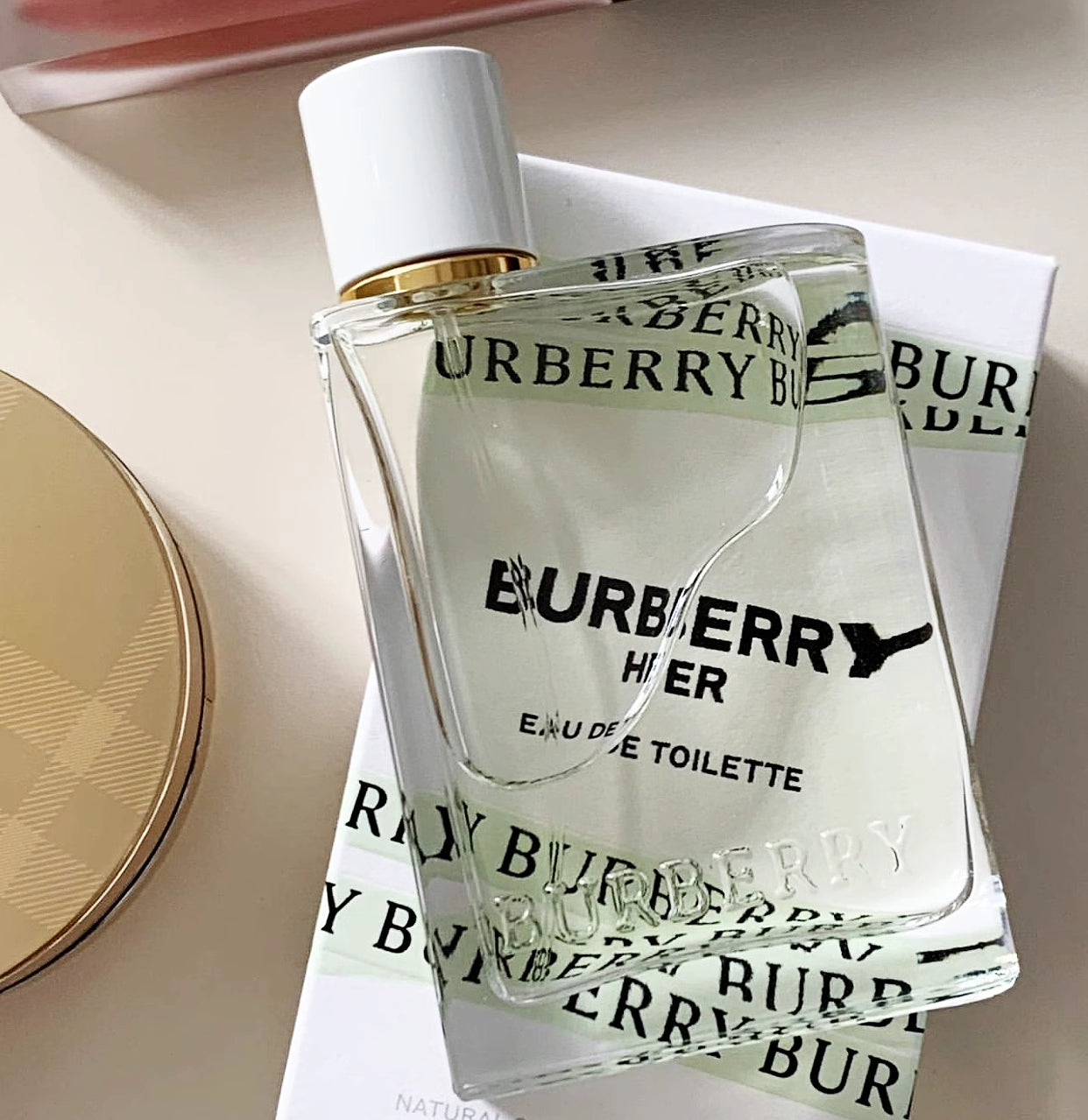 【ของแท้✓ติดทนนาน】Her Eau de Toilette 2ml / 5ml / 10ml น้ําหอมผู้หญิง น้ำหอมพกพา พร้อมส่ง น้ำหอมมินิ