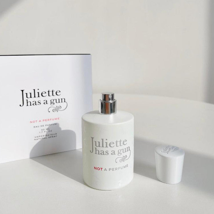 【ของแท้✓จัดส่งรวดเร็ว】 Not A Perfume Superdose EDP 2ml/5ml/10ml น้ําหอม unise  น้ําหอมผู้หญิง  กลิ่นติดทนนาน กลิ่นหอม น้ำหอมมินิ น้ำหอมพกพา