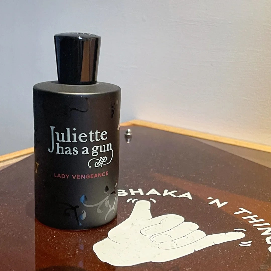 【ของแท้✓จัดส่งรวดเร็ว】 Not A Perfume Superdose EDP 2ml/5ml/10ml น้ําหอม unise  น้ําหอมผู้หญิง  กลิ่นติดทนนาน กลิ่นหอม น้ำหอมมินิ น้ำหอมพกพา