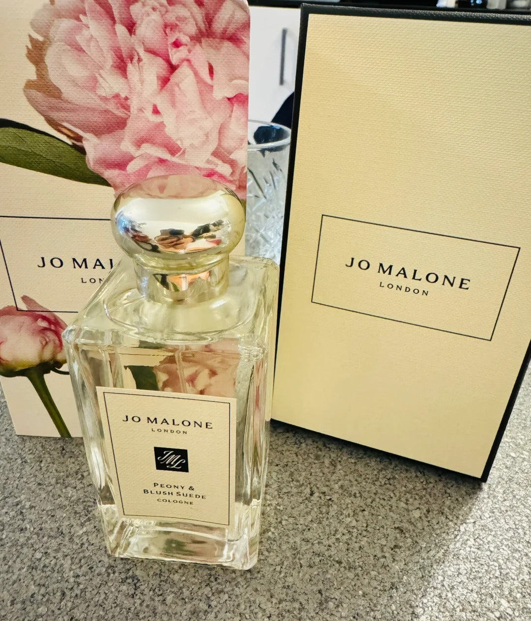 【ของแท้✓ติดทนนาน】Peony & Blush Suede EDC 2ml / 5ml / 10ml  น้ําหอมผู้หญิง น้ำหอมพกพา น้ำหอมมินิ น้ําหอมฟิน