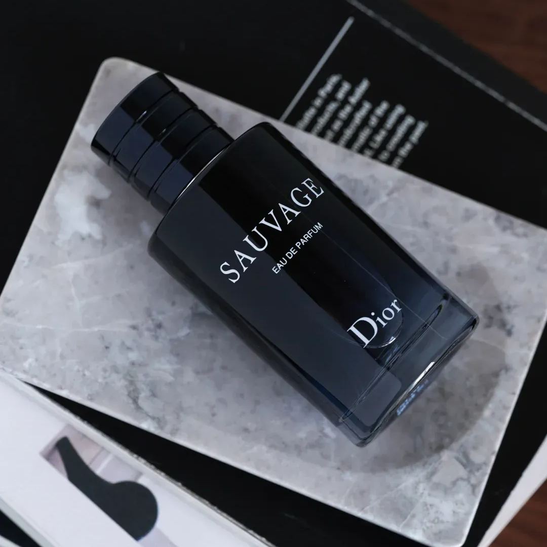 COD  Dior Sauvage Parfum 2ml/5ml/10ml น้ำหอมผู้ชาย กลิ่นหรู ติดทน