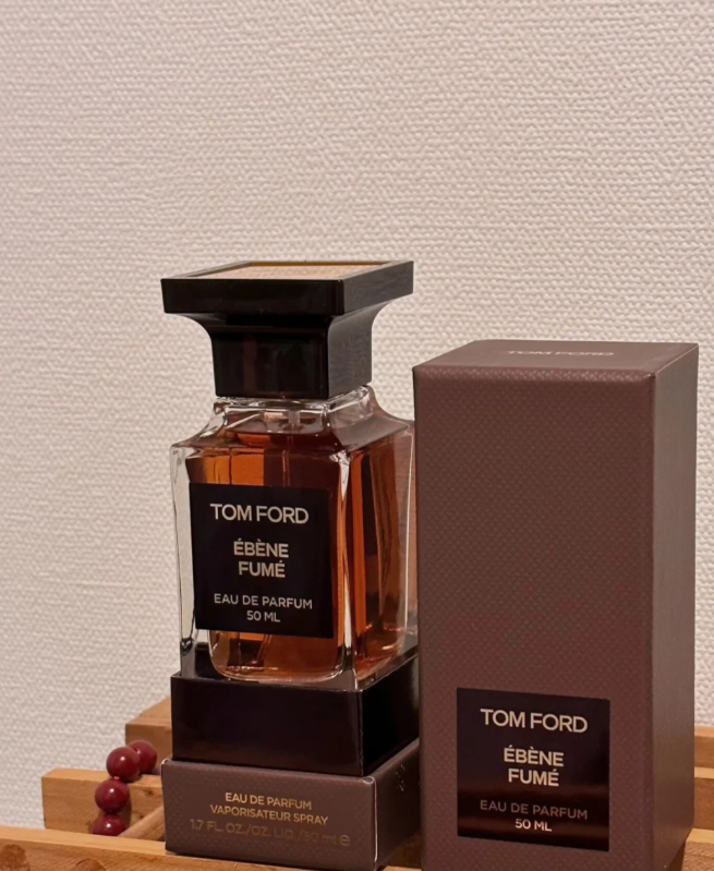 Tom Ford Ébène Fumé EDP