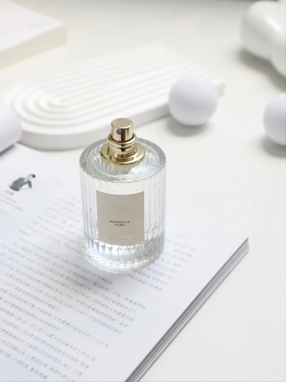 Chloe Atelier des Fleurs Magnolia Alba EDP
