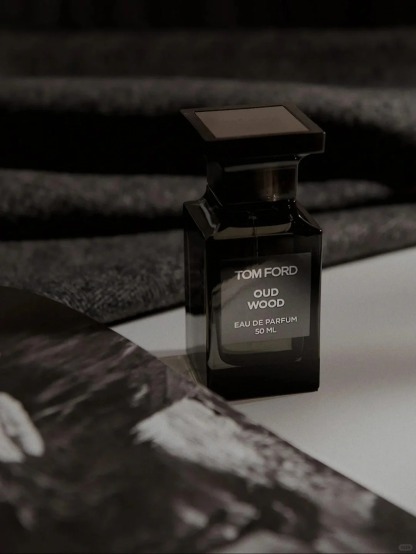 COD Tom Ford Oud Wood EDP 2ml / 5ml / 10ml Unisex perfume