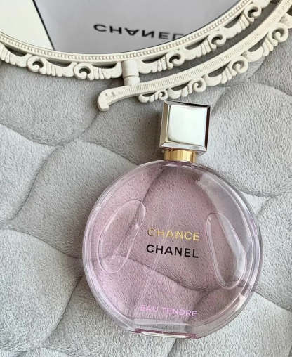 【ของแท้✓ติดทนนาน】Chance Eau Tendre EDT 2ml / 5ml / 10ml น้ำหอมยอดนิยม น้ําหอมผู้หญิง น้ำหอมแฟชั่น น้ำหอมมินิ กลิ่นติดทนนาน น้ำหอมพกพา