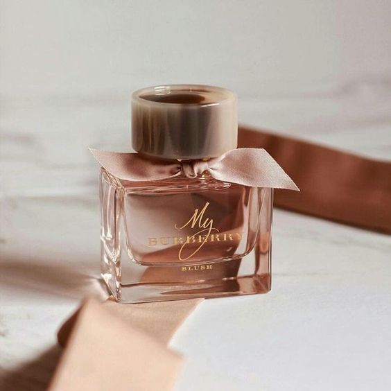 【ของแท้✓ติดทนนาน】 My Blush EDP 2ml / 5ml / 10ml น้ําหอมผู้หญิง น้ำหอมขายดี น้ำหอมพกพา พร้อมส่ง