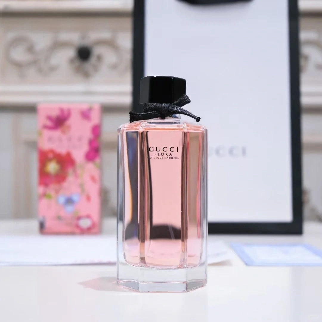 【ของแท้✓จัดส่งรวดเร็ว】  Flora by Gorgeous Gardenia & Bloom EDP 2ml/5ml/10ml น้ําหอมผู้หญิง น้ำหอมพกพา พร้อมส่ง น้ําหอมเสน่ห์ ขนาดทดลอง น้ำหอมมินิ