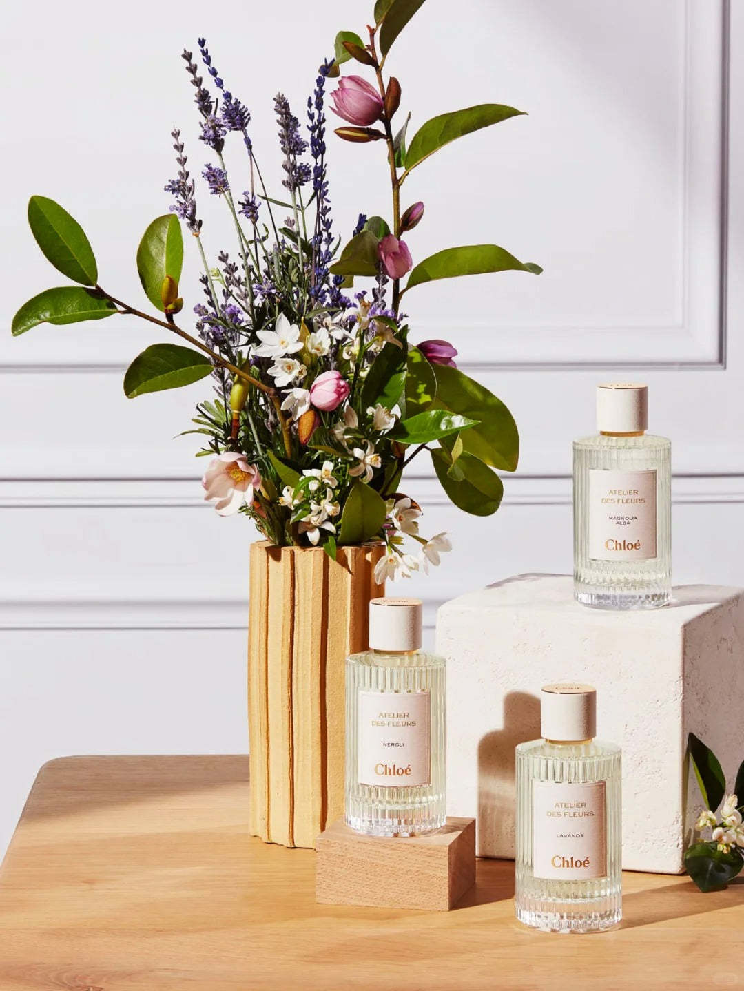 【ของแท้✓จัดส่งรวดเร็ว】 Roses De EDP & Nomade EDP & Atelier des Fleurs Magnolia Alba 2ml/5ml/10ml น้ำหอมพกพา สินค้าขายดี น้ําหอมผู้หญิง ติดทนนาน พร้อมส่ง ขนาดทดลอง