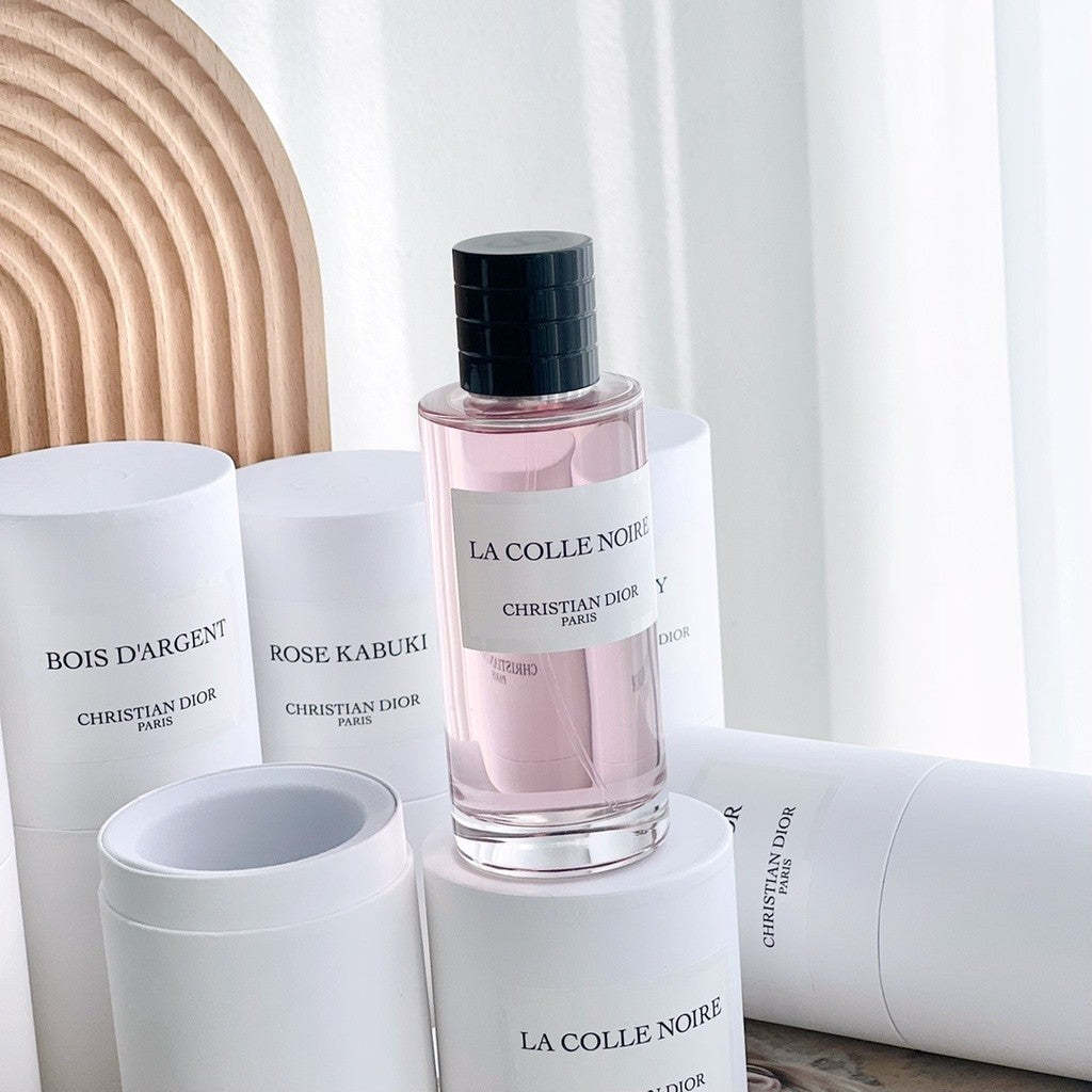 【ของแท้✓จัดส่งรวดเร็ว】Sauvage EDT & Blooming Bouquet EDT & J'adore 2ml/5ml/10ml น้ำหอมพกพา น้ําหอมชาย น้ำหอมผู้หญิง กลิ่นติดทนนาน