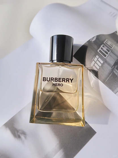 【ของแท้✓จัดส่งรวดเร็ว】My Black Parfum & Her EDP & My Blush EDP 2ml/5ml/10ml น้ำหอมพกพา น้ําหอมผู้หญิง กลิ่นติดทนนาน น้ําหอมชาย ขนาดทดลอง