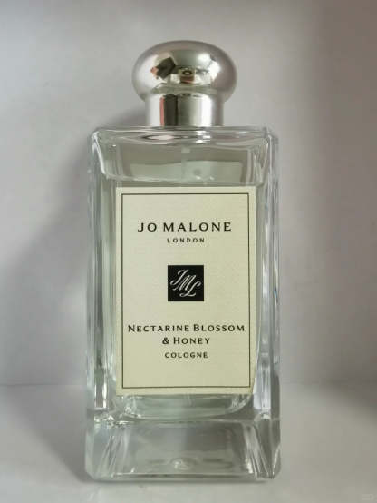 【ของแท้✓จัดส่งรวดเร็ว】English Pear & Freesia | Wood Sage & Sea Salt EDC 2ml/5ml/10ml unisex  น้ําหอมผู้หญิง  น้ําหอม น้ำหอมขายดี น้ำหอมพกพา  กลิ่นหอม