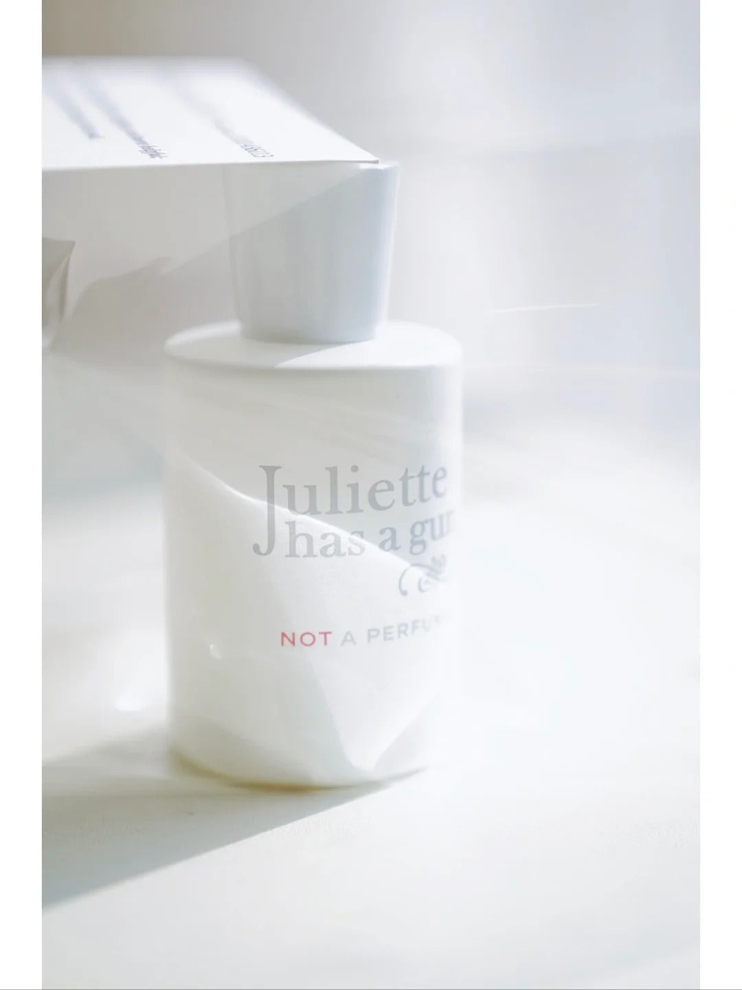 【ของแท้✓จัดส่งรวดเร็ว】 Not A Perfume Superdose EDP 2ml/5ml/10ml น้ําหอม unise  น้ําหอมผู้หญิง  กลิ่นติดทนนาน กลิ่นหอม น้ำหอมมินิ น้ำหอมพกพา