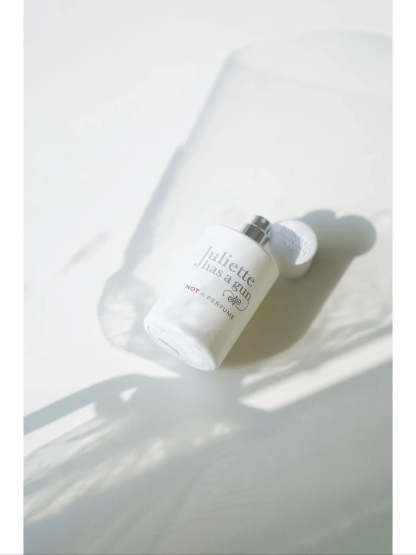 【ของแท้✓จัดส่งรวดเร็ว】 Not A Perfume Superdose EDP 2ml/5ml/10ml น้ําหอม unise  น้ําหอมผู้หญิง  กลิ่นติดทนนาน กลิ่นหอม น้ำหอมมินิ น้ำหอมพกพา