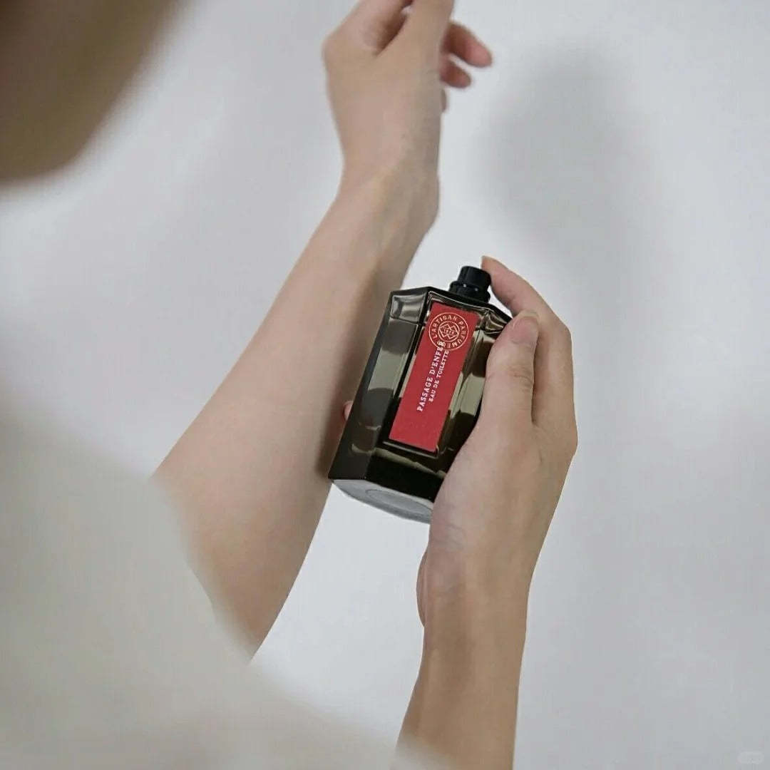 【ของแท้✓จัดส่งรวดเร็ว】Passage d'Enfer EDT 2ml / 5ml / 10ml น้ําหอม unisex น้ำหอมขายดี  น้ำหอมขายดี น้ำหอมพกพา ขนาดทดลอง