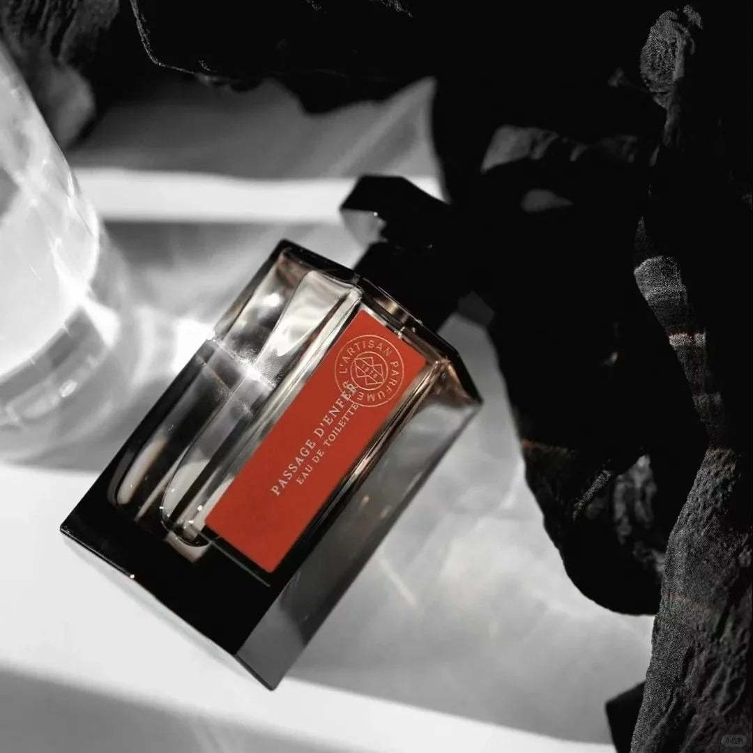 【ของแท้✓จัดส่งรวดเร็ว】Passage d'Enfer EDT 2ml / 5ml / 10ml น้ําหอม unisex น้ำหอมขายดี  น้ำหอมขายดี น้ำหอมพกพา ขนาดทดลอง