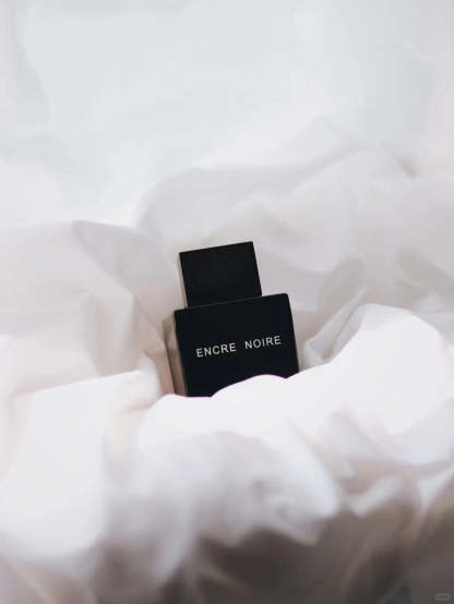 【ของแท้✓ติดทนนาน】Encre Noire EDT 2ml / 5ml / 10ml น้ําหอมชาย น้ำหอมพกพา ตัวอย่างน้ำหอมแบรนด์ น้ําหอมเสน่ห์
