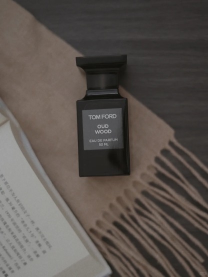 COD Tom Ford Oud Wood EDP 2ml / 5ml / 10ml Unisex perfume