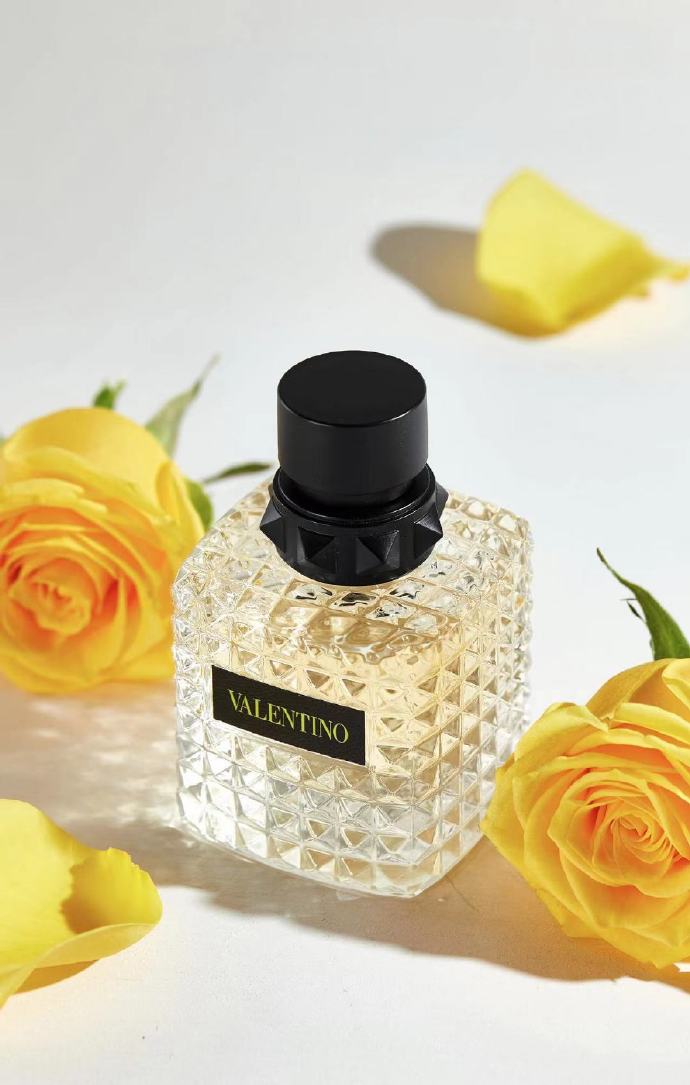 Valentino Donna Born In Roma Yellow Dream EDP