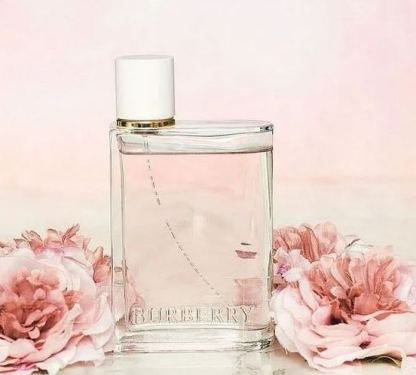 【ของแท้✓ติดทนนาน】 Her Blossom EDP 2ml / 5ml / 10ml น้ําหอมผู้หญิง น้ำหอมพกพา พร้อมส่ง ตัวอย่างน้ำหอมแบรนด์