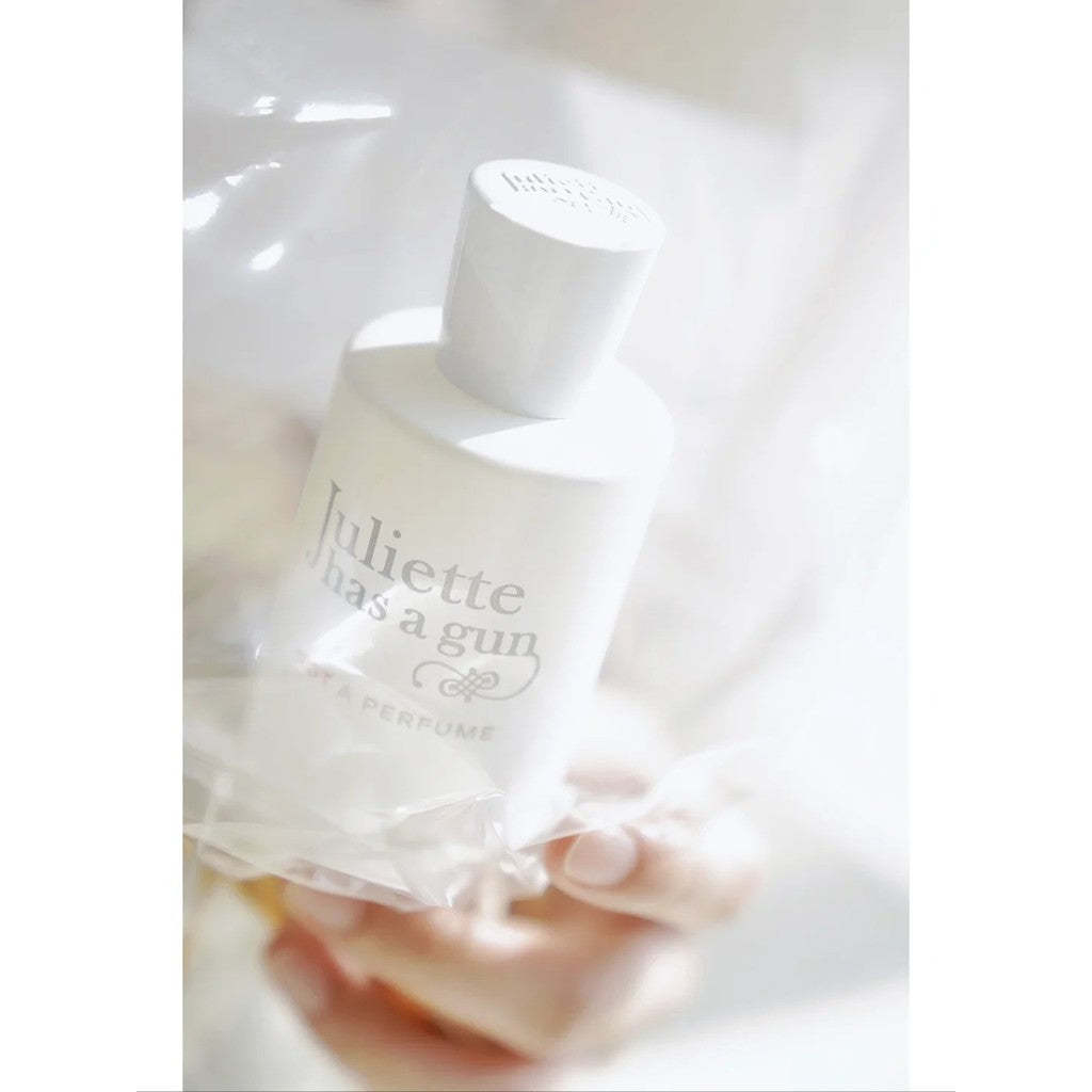 【ของแท้✓จัดส่งรวดเร็ว】 Not A Perfume Superdose EDP 2ml/5ml/10ml น้ําหอม unise  น้ําหอมผู้หญิง  กลิ่นติดทนนาน กลิ่นหอม น้ำหอมมินิ น้ำหอมพกพา