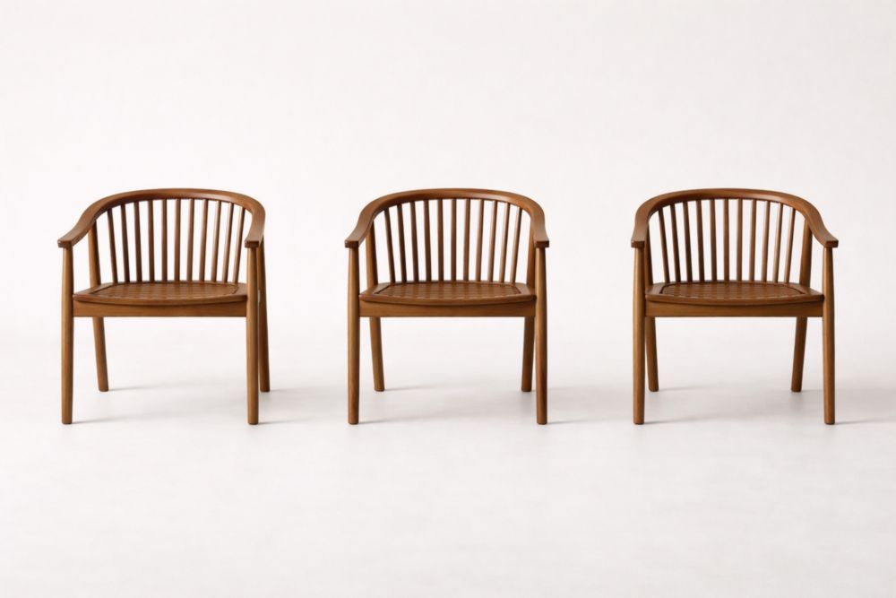 Set of 3 Wooden Dining Armchairs with Spindle Back Brown