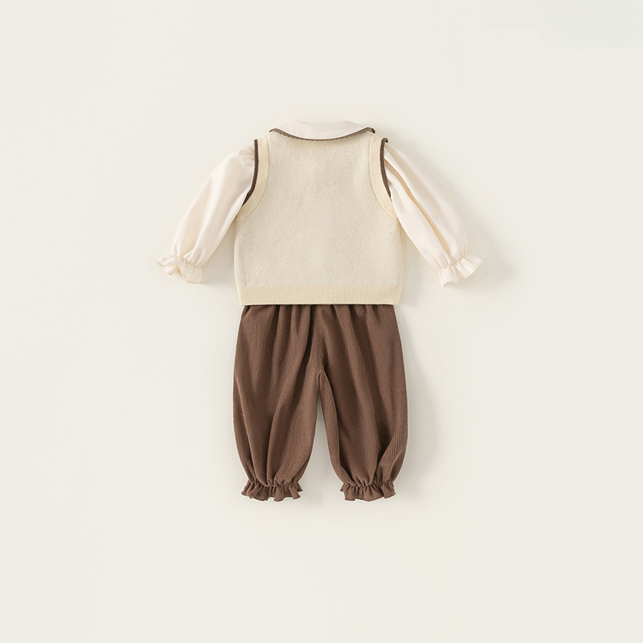 童裝女童秋裝新款套裝洋氣小熊毛衣馬甲花邊領襯衣長褲三件套