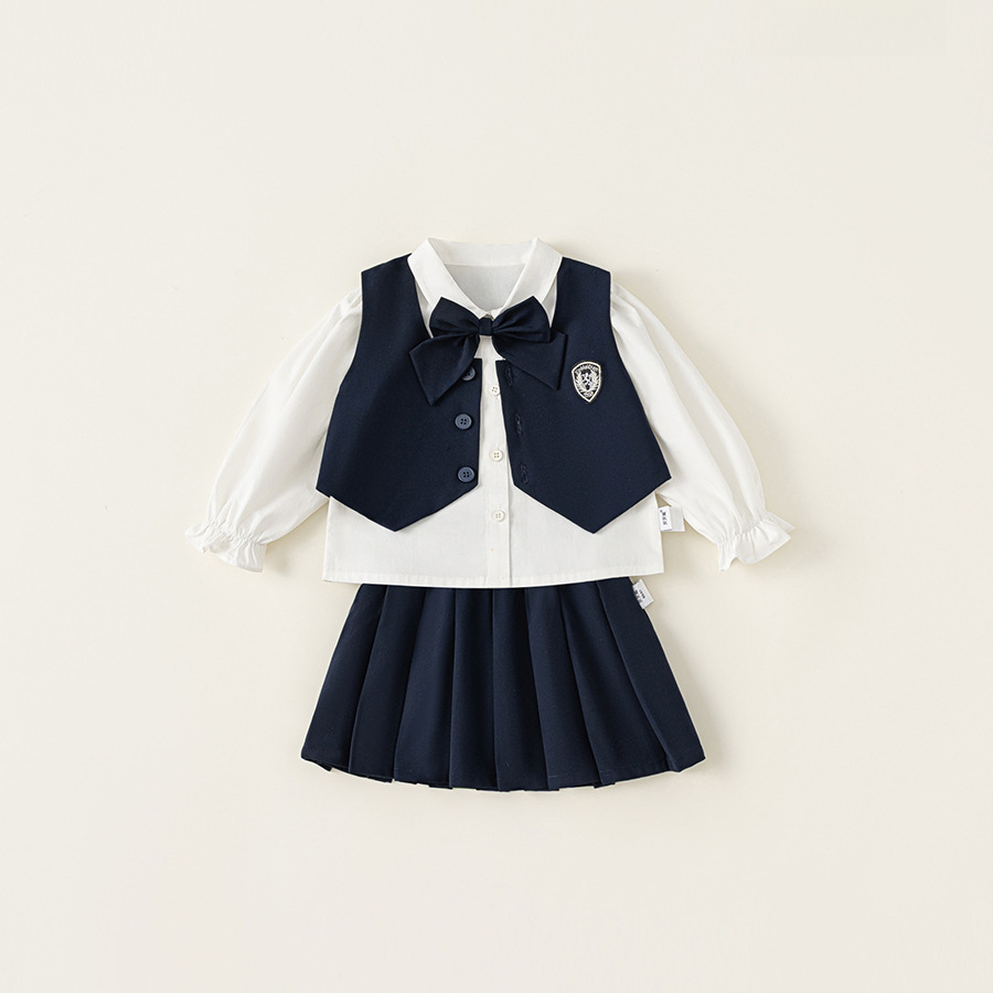  女童秋季套裝三件套新款嬰兒學院風背心長袖襯衫百褶裙套裝