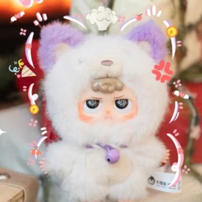 「야, 미」인형 “나 이렇게 귀여운 거 맞지?” | 존재감 넘치는 데스크 파트너