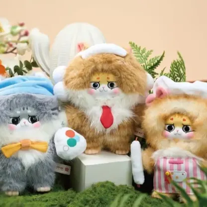 A318 猫猫大王 オフィスアルバイト ぬいぐるみ - かわいい猫のワークウェア風ぬいぐるみ