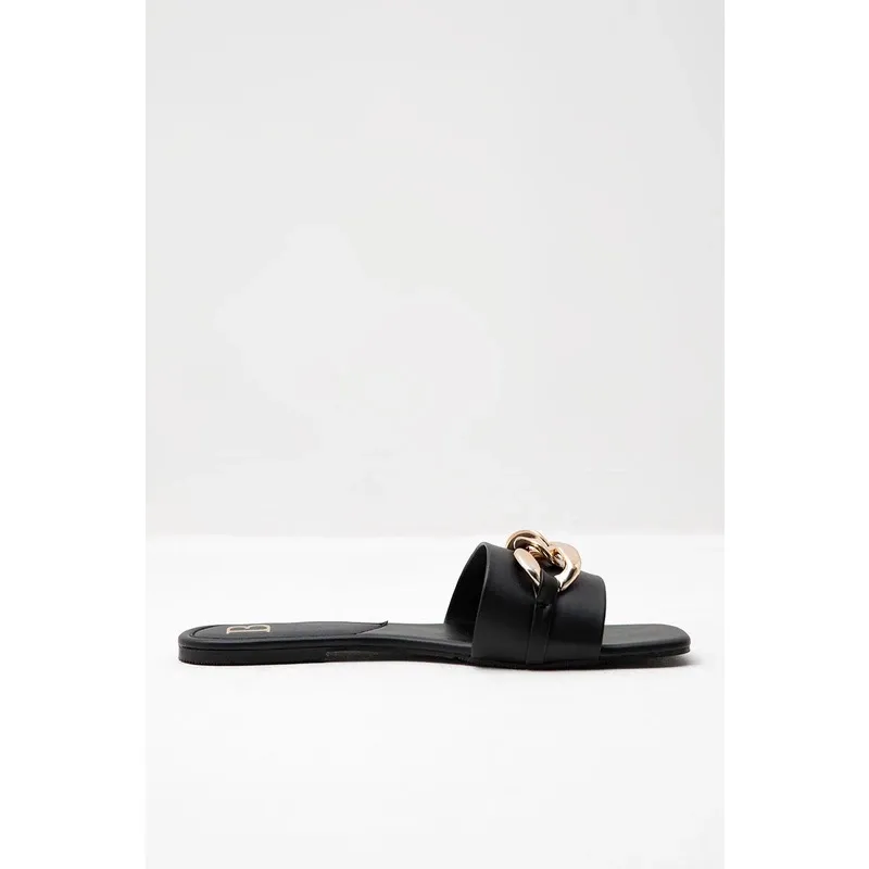 Berrybenka - Sepatu Sendal Teplek Wanita Sofia Irrie Chain Flat Sandal