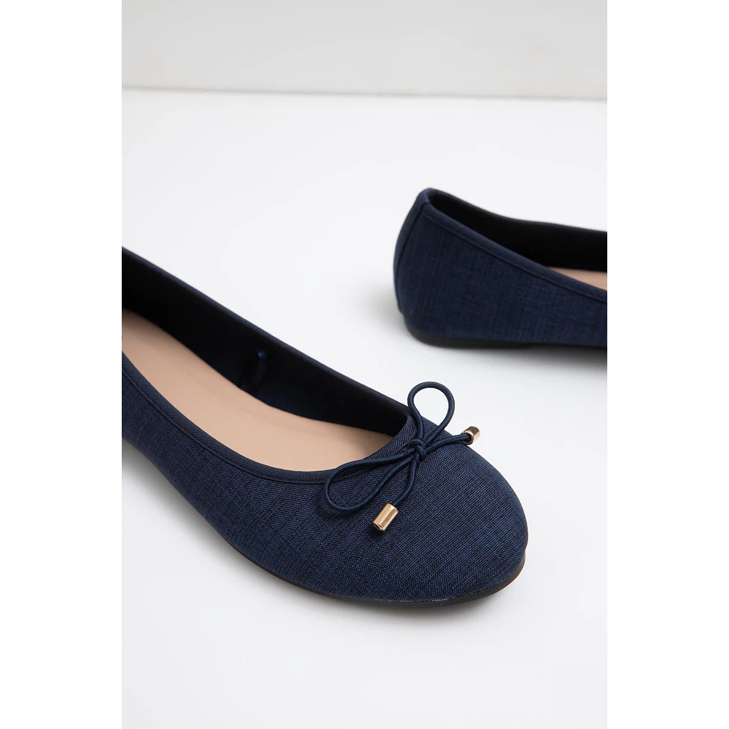 Berrybenka - Sepatu Flatshoes Wanita Sofia Frilia Stripe Flat