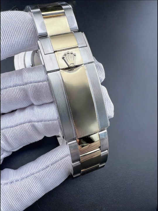 CLEANクリーン工場 ROLEXロレックスGMTマス ター ll 116713 コンビイエローゴールド 40mm ブラック文字盤グリーン針 1:1精度