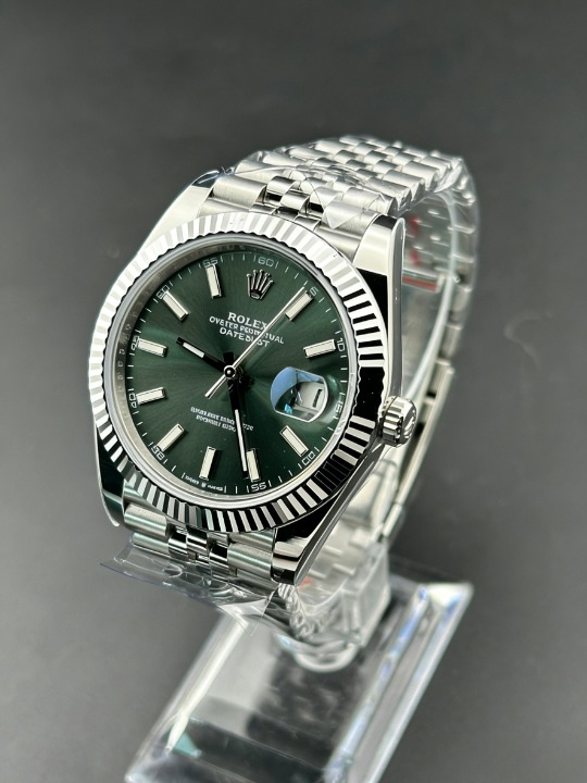 CLEANクリーン工場 ROLEXロレックスデイトジ ャスト126334 41mmグリーン文字盤 フルーテッド ベゼル ジュビリープレスレット 1:1精度
