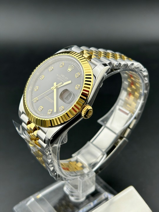 CLEANクリーン工場 ROLEXロレックスデイトジ ャスト コンビゴールド126333 41mmダイヤ目盛 り ブラック文字盤 フルーテッドベゼル ジュビリ ープレスレット 1:1精度