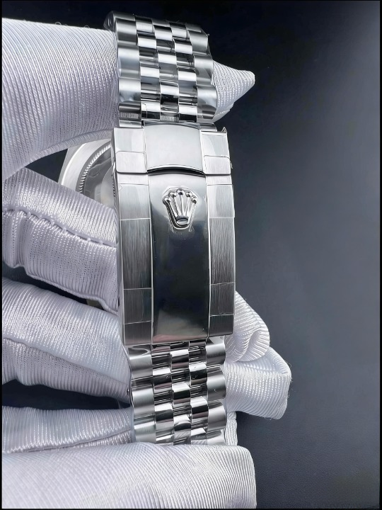 CLEANクリーン工場 ROLEXロレックスデイトジ ャスト126334  41mmブルー文字盤 フルーテッドベ ゼル  ジュビリープレスレット 1:1精度