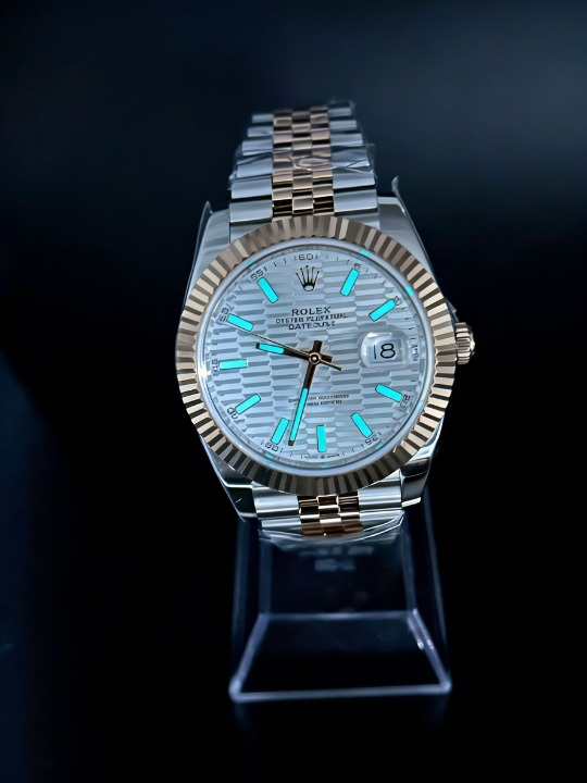 CLEANクリーン工場 ROLEXロレックスデイトジ ャスト126331 41mmコンビローズゴールド  シルバ ーフルーテッドモチーフダイヤル ジュビリープレ スレット 1:1精度