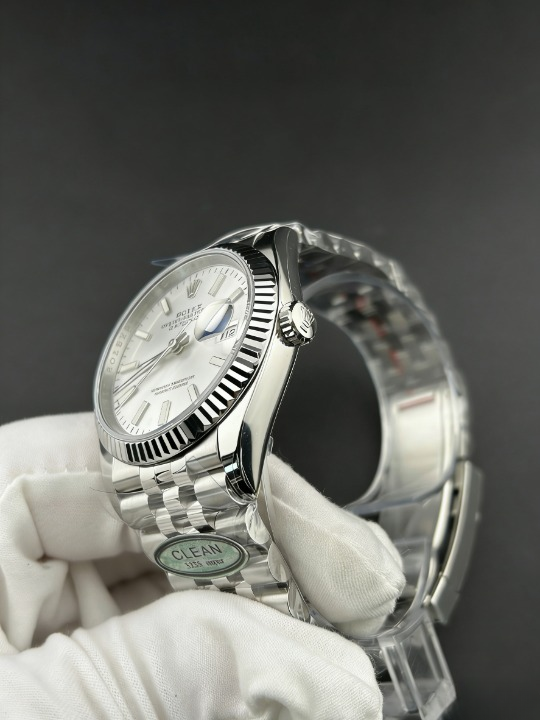  ROLEXロレックスデイトジ CLEANクリーン工場 ャスト126234 36mm シルバー文字盤 プラチナフ ルーテッドベゼル ジュビリープレスレット 1:1精 度