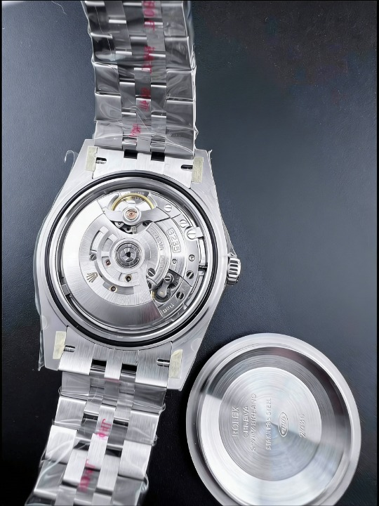 CLEANクリーン工場 ROLEXロレックスデイトジ ャスト126334 41mmシルバー文字盤 フルーテッド ベゼル ジュビリープレスレット 1:1精度