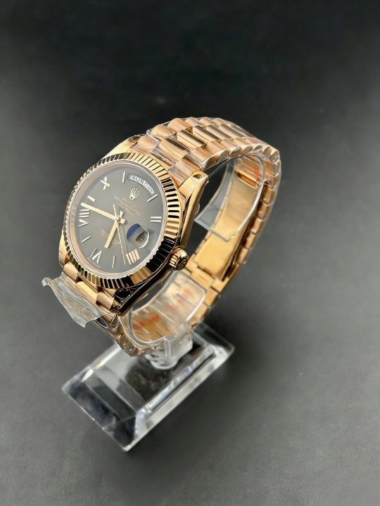 CLEANクリーン工場 ROLEXロレックスデイデイ ト エバーローズゴールド228235 40mm スレ一 トオンブレ文字盤 フルーテッドベゼル プレジデン トプレスレット 1:1精度