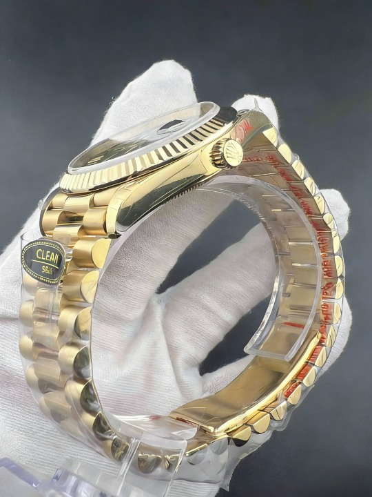 CLEANクリーン工場 ROLEXロレックスデイデイデイ ト  イエローゴールド228238 グリーン文 40mm 字盤 フルーテッドベゼル プレジデントプレスレッ 1:1精度